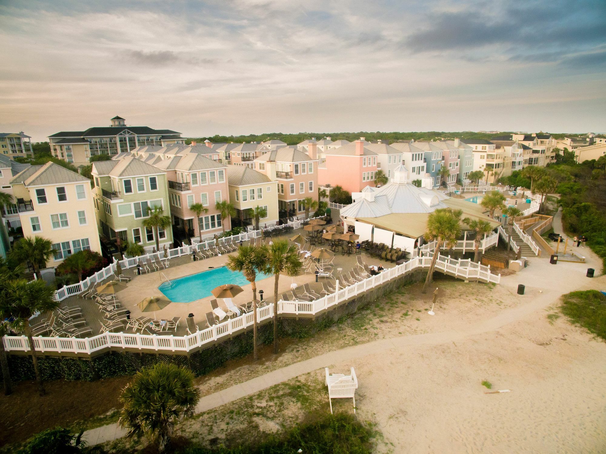 Wild Dunes Resort - Sweetgrass Inn And Boardwalk Inn Айл-оф-Палмс Экстерьер фото